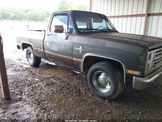  Salvage Chevrolet C10