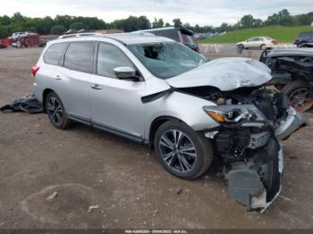  Salvage Nissan Pathfinder