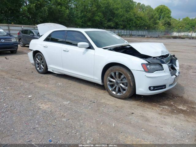  Salvage Chrysler 300
