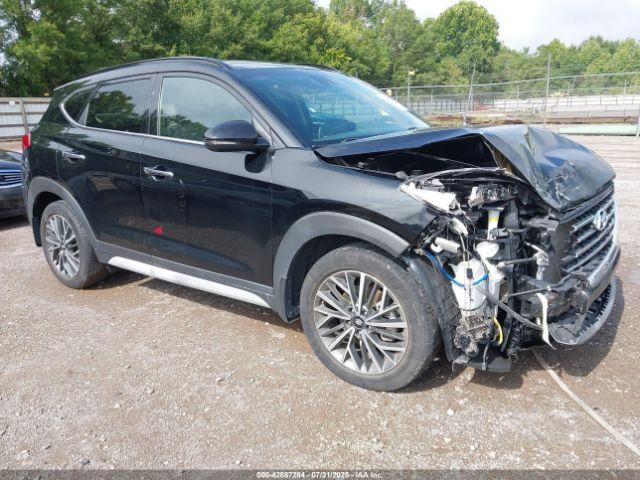  Salvage Hyundai TUCSON