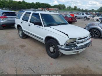  Salvage Chevrolet Blazer