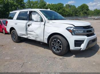  Salvage Ford Expedition