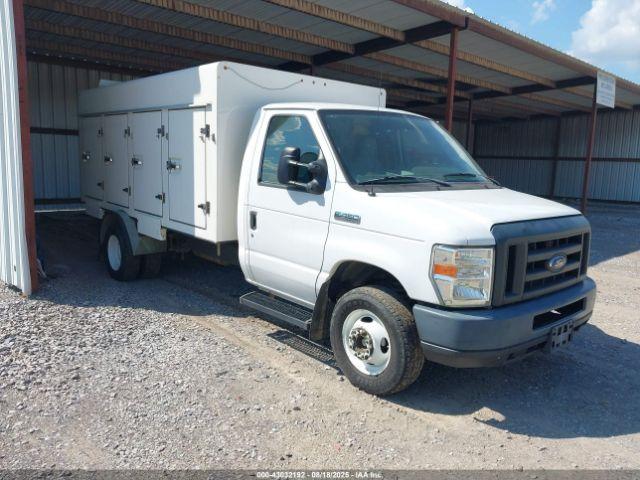  Salvage Ford E-450