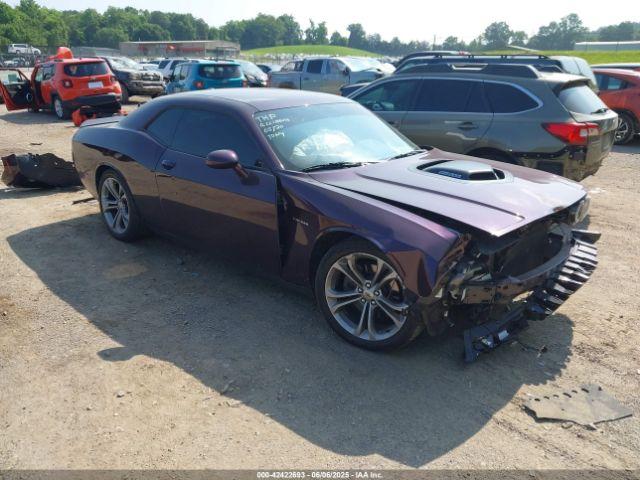  Salvage Dodge Challenger