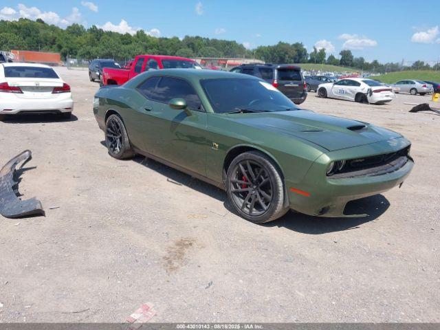  Salvage Dodge Challenger