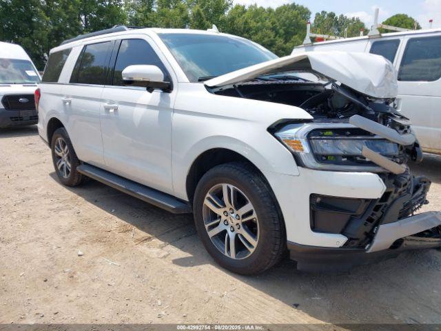  Salvage Ford Expedition
