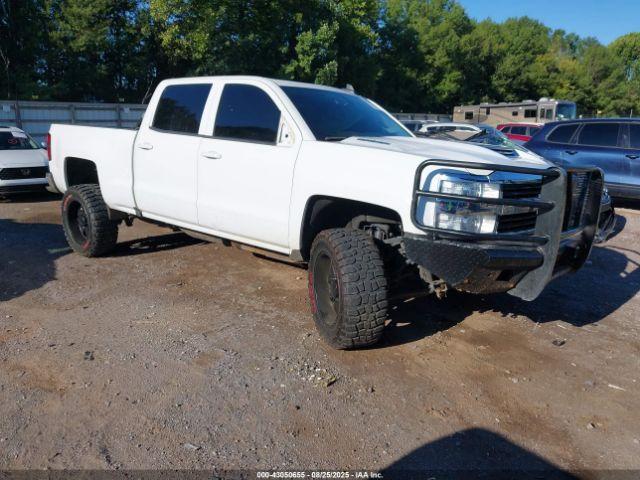  Salvage Chevrolet Silverado 2500