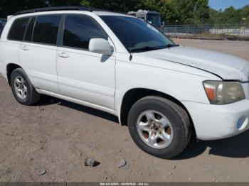  Salvage Toyota Highlander