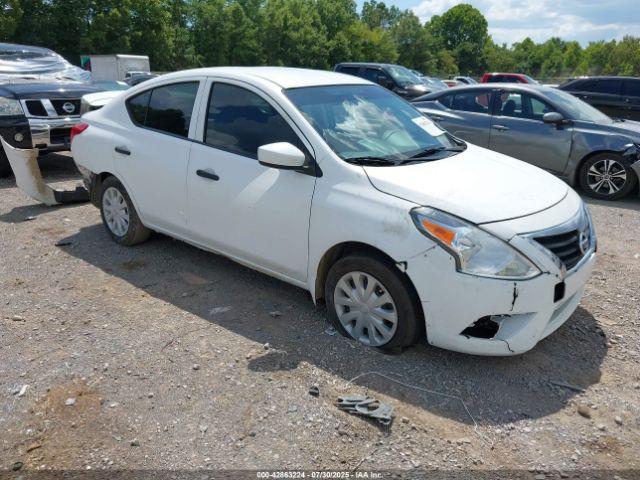  Salvage Nissan Versa