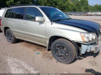  Salvage Toyota Highlander