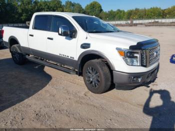  Salvage Nissan Titan