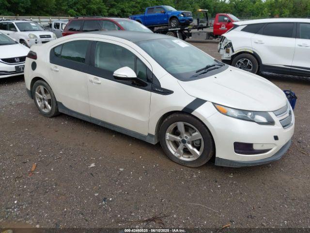  Salvage Chevrolet Volt