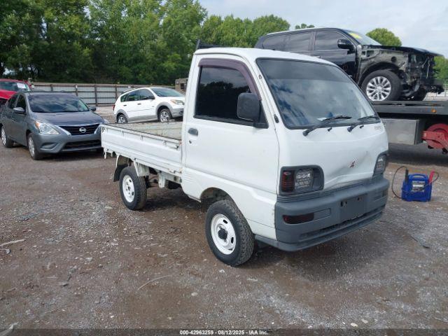 Salvage Mits Min Pickup