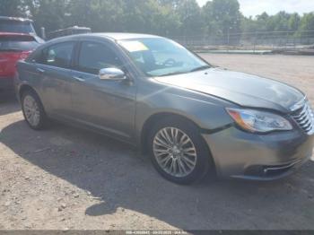  Salvage Chrysler 200