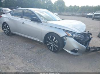  Salvage Nissan Altima
