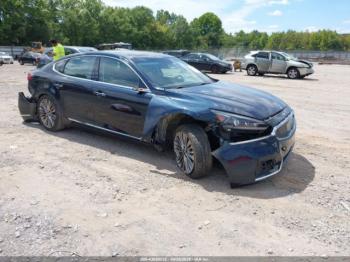  Salvage Kia Cadenza