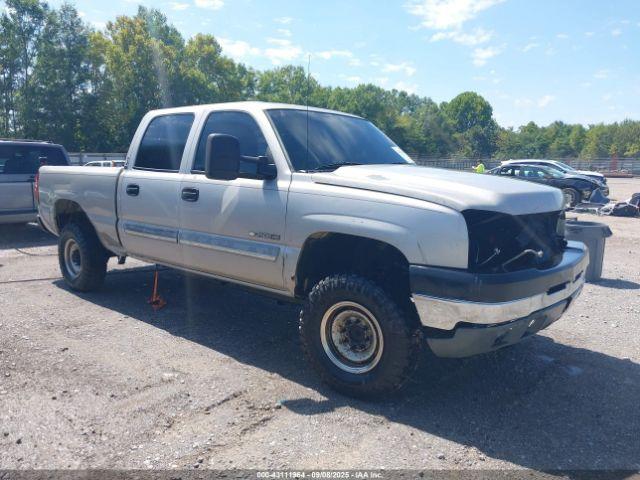  Salvage Chevrolet Silverado 2500
