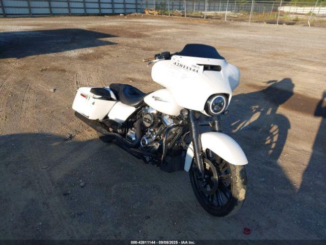  Salvage Harley-Davidson Flhxs