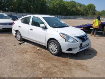  Salvage Nissan Versa