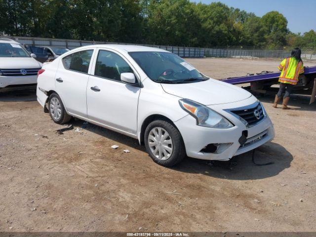  Salvage Nissan Versa