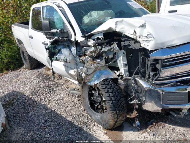  Salvage Chevrolet Silverado 2500