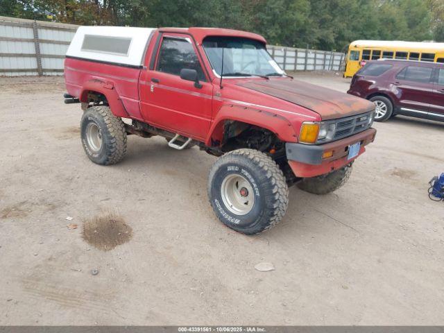  Salvage Toyota Pickup
