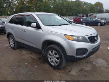  Salvage Kia Sorento