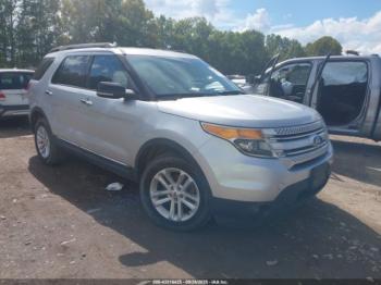  Salvage Ford Explorer