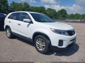  Salvage Kia Sorento