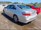 Toyota Camry Se Image 6