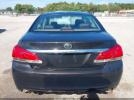 Toyota Avalon Limited Image 8