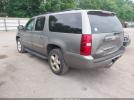 Chevrolet Suburban 1500 Ltz Image 2
