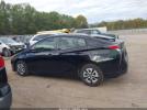 Toyota Prius Four Image 13
