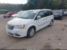 Chrysler Town & Country Limited Platinum Image 10
