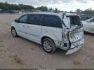 Chrysler Town & Country Limited Platinum Image 15