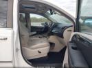 Chrysler Town & Country Limited Platinum Image 9