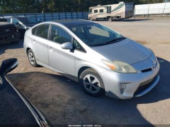  Salvage Toyota Prius