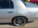 Lincoln Towncar Signature Image 3