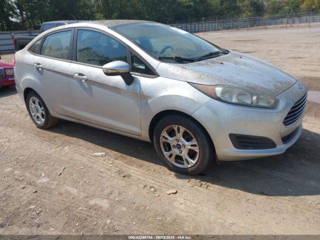  Salvage Ford Fiesta