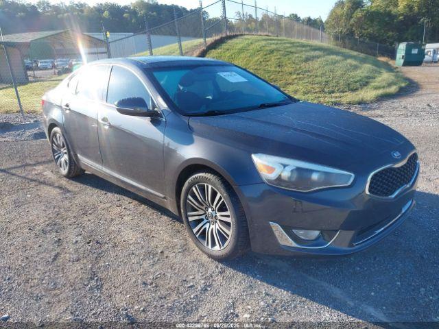  Salvage Kia Cadenza