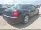 Chrysler 300c Image 3