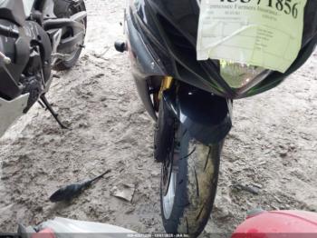  Salvage Suzuki Gsx-r750