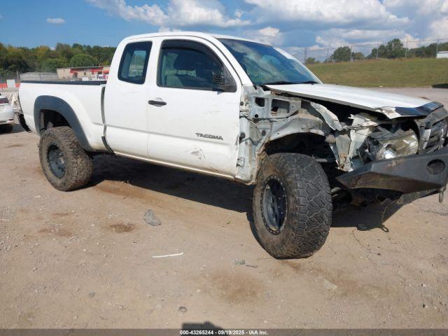  Salvage Toyota Tacoma