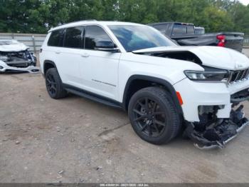  Salvage Jeep Grand Cherokee