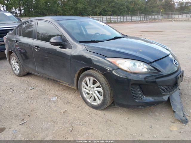  Salvage Mazda Mazda3