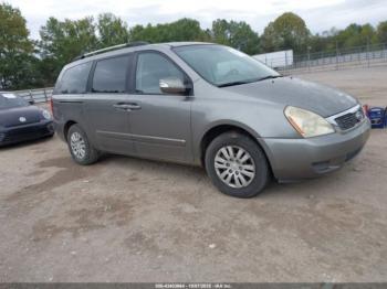  Salvage Kia Sedona