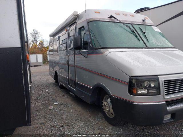  Salvage Chevrolet P30