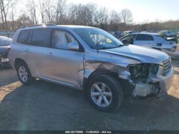 Salvage Toyota Highlander