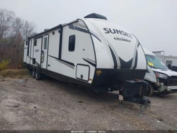  Salvage Keystone Travel Trlr