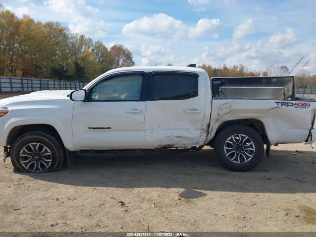 Toyota Tacoma Trd Sport Image 14